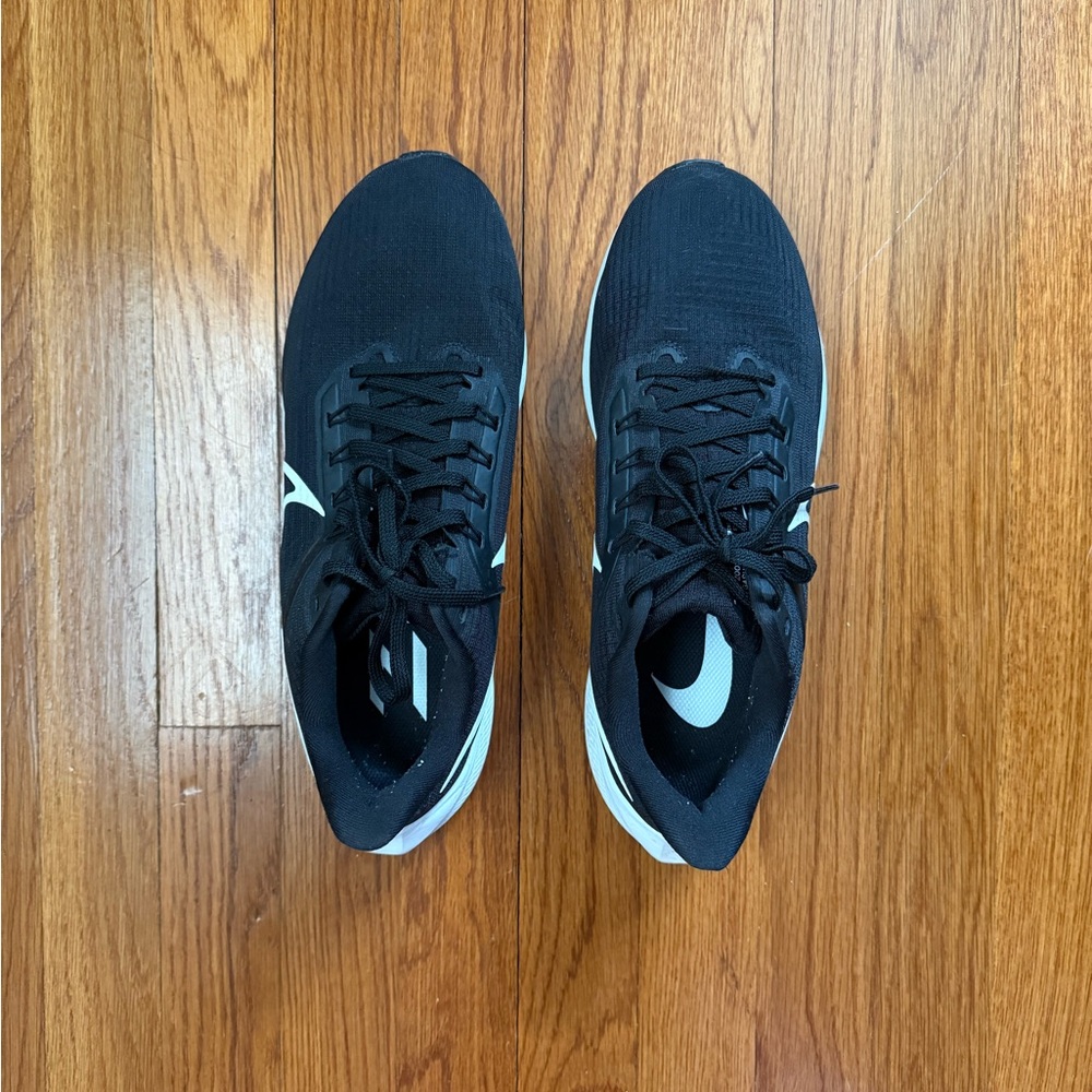 Nike Black Air Zoom Pegasus